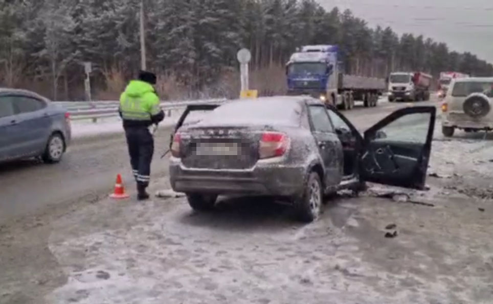 В Свердловской области установлены новые подробности смертельного ДТП на ЕКАД | Названы подробности смертельного ДТП на ЕКАД под Березовским В Свердловской области установлены новые подробности смертельного ДТП на ЕКАД | Названы подробности смертельного ДТП на ЕКАД под Березовским