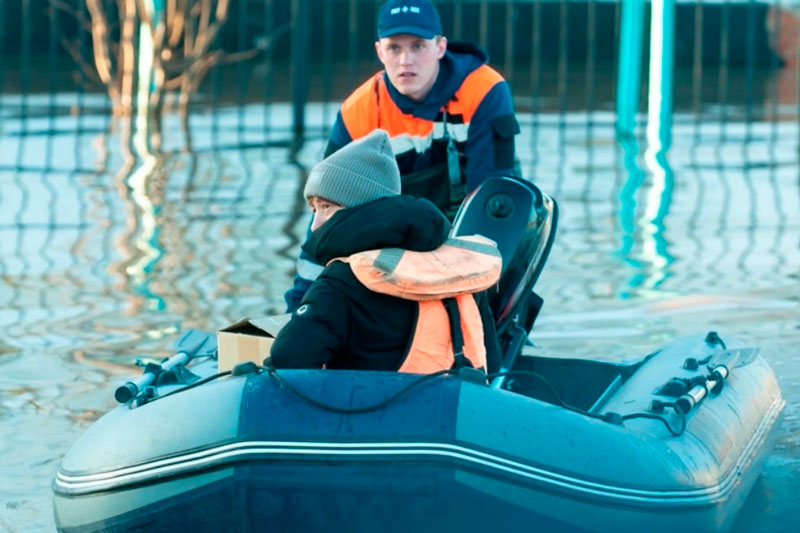 В Свердловской области готовятся к паводку и пожарам: завозят продукты и усиливают группировку | Урал готовится к паводку: в сёла завозят продукты