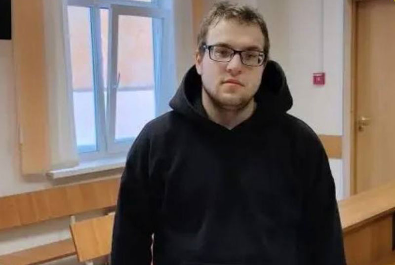 Жителя Первоуральска осудили за угон авто с участием подростков | В Первоуральске мужчину осудили за угон с участием подростков