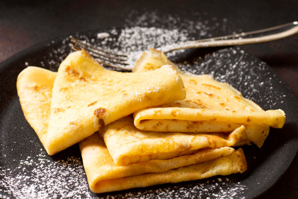 Масленичная неделя началась в России  | В России началась масленичная неделя 