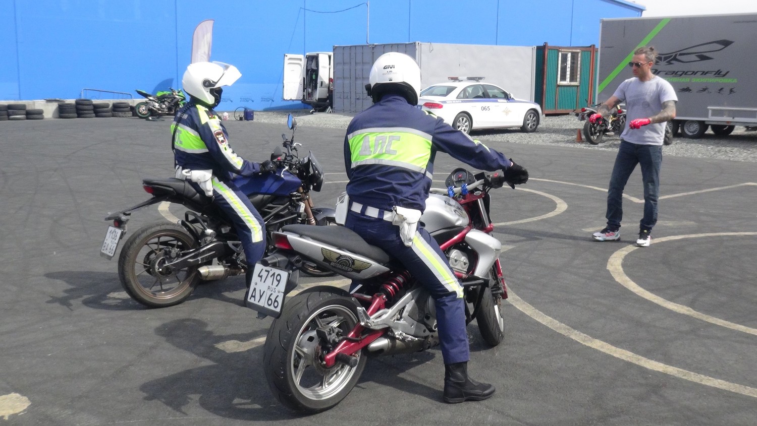 Мотоциклетные патрули в Свердловской области: обучение и безопасность на дорогах Мотоциклетные патрули в Свердловской области: обучение и безопасность на дорогах