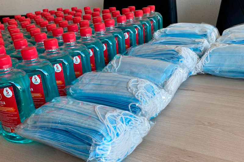 Федерация бокса России доставит в Екатеринбург и Свердловскую область маски и антисептические средства