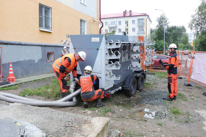 В Свердловской области модернизировали почти 26 км теплосетей | В Свердловской области обновили девять участков теплосетей
