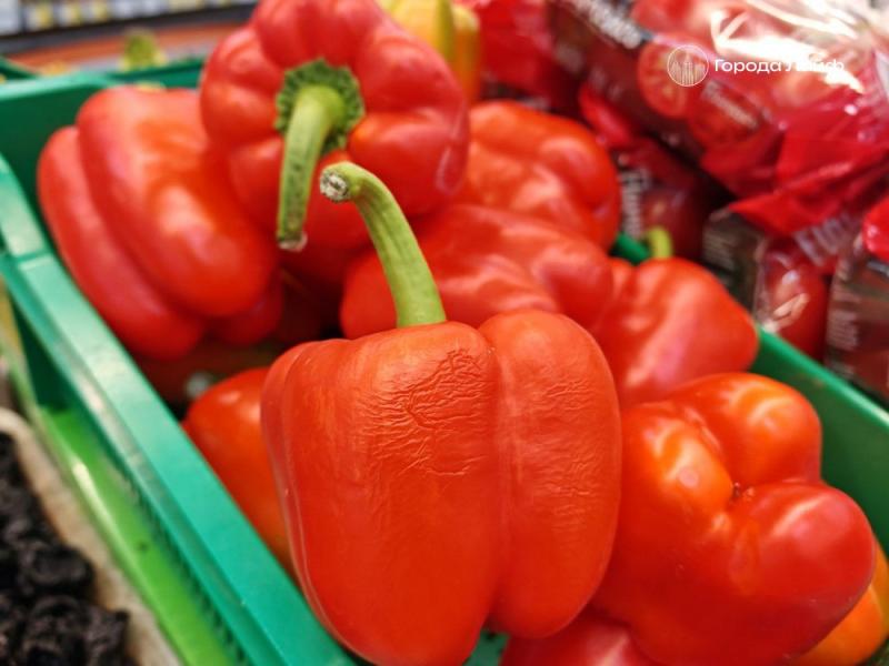 В Екатеринбург ввезли 46 тонн фруктов из Китая — продукцию проверили