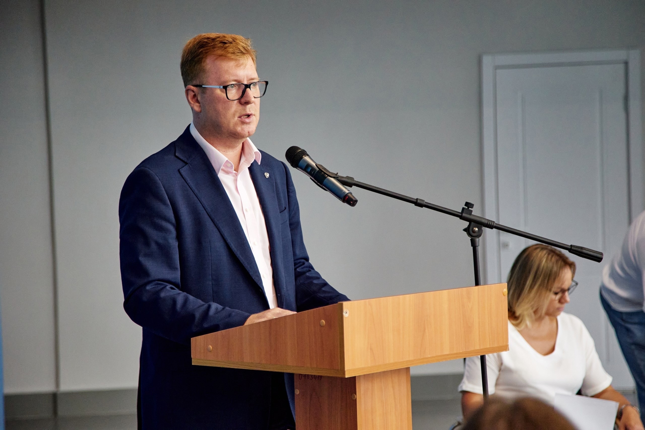 Противники уральского мэра выдвигают условия для окончания конфликта: чистая вода и увольнения Противники уральского мэра выдвигают условия для окончания конфликта: чистая вода и увольнения