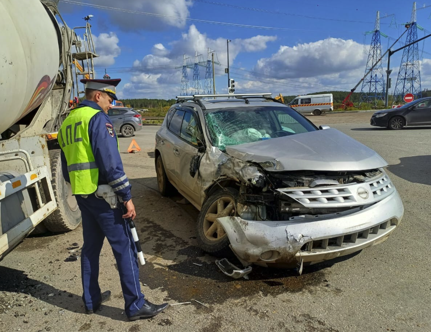 Сотрудники Госавтоинспекции Екатеринбурга устанавливают обстоятельства 3-х ДТП с участием детей Сотрудники Госавтоинспекции Екатеринбурга устанавливают обстоятельства 3-х ДТП с участием детей