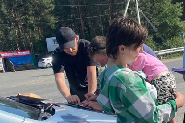 В Арамиле у многодетных родителей изъяли 100 свертков с героином В Арамиле у многодетных родителей изъяли 100 свертков с героином