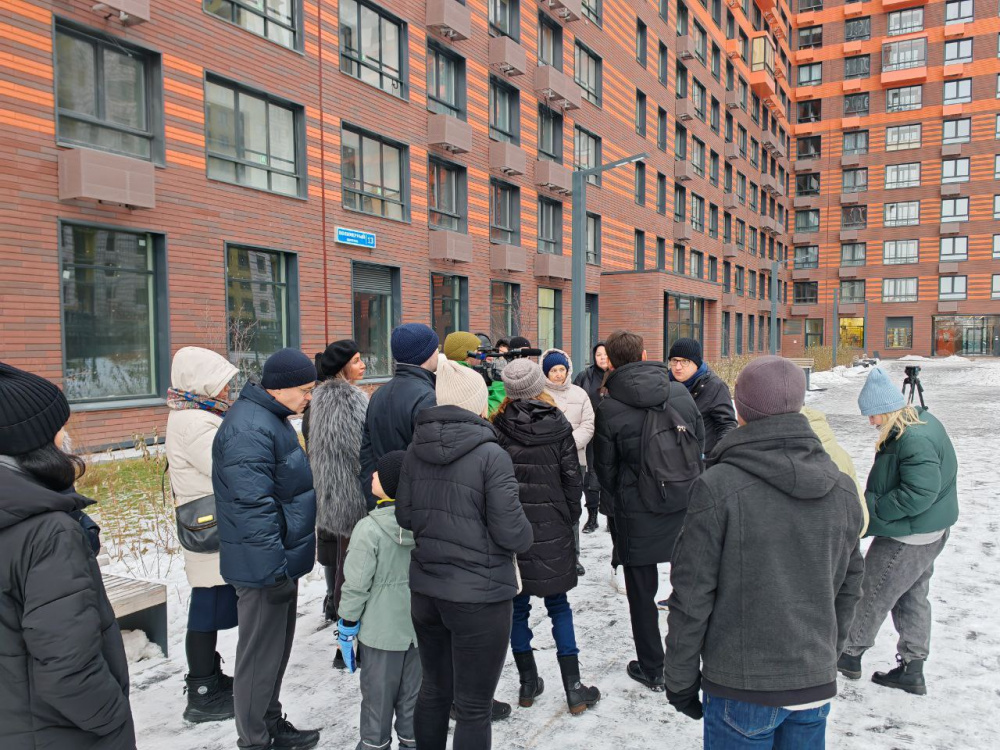 Руководство «Уралпластика» ответило жильцам, переживающим из-за «захвата» земли. Видео | Директор «Уралпластика» ответил на жалобы о «захвате» земли в Екатеринбурге Руководство «Уралпластика» ответило жильцам, переживающим из-за «захвата» земли. Видео | Директор «Уралпластика» ответил на жалобы о «захвате» земли в Екатеринбурге