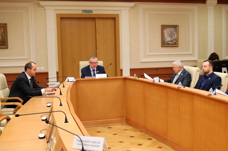 Комитет по региональной политике и развитию местного самоуправления поддержал проект федерального закона Комитет по региональной политике и развитию местного самоуправления поддержал проект федерального закона