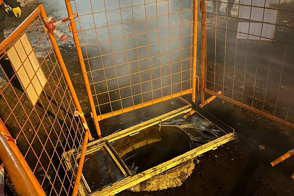 В Екатеринбурге 14-летний подросток травмировался в результате падения в коллектор с горячей водой