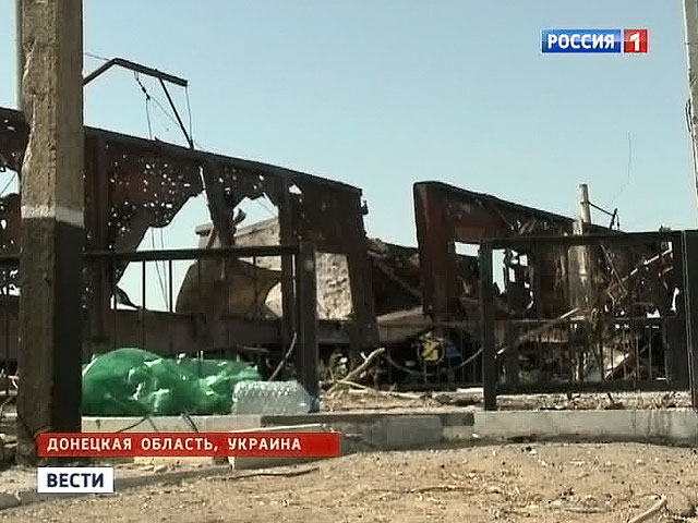 Жители Славянска умоляют украинских военных не расстреливать их детей Жители Славянска умоляют украинских военных не расстреливать их детей