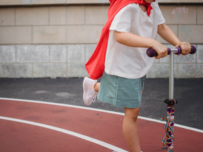 Челябинка украла самокат для своего ребёнка Челябинка украла самокат для своего ребёнка