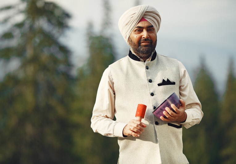 Россия открыта для индийских рабочих: Мантуров назвал цифры | Мантуров: неограниченный приток специалистов из Индии в Россию