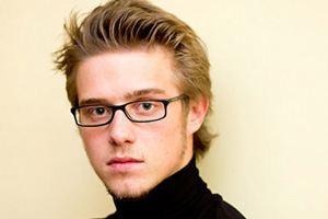 Бывший пресс-секретарь «ВКонтакте» признался в сотрудничестве с Кремлем Бывший пресс-секретарь «ВКонтакте» признался в сотрудничестве с Кремлем