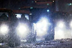 Снегопад парализовал трассу "Урал"