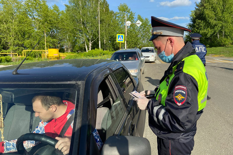 Сотрудники ГИБДД Свердловской области за минувшие выходные задержали 147 нетрезвых водителей