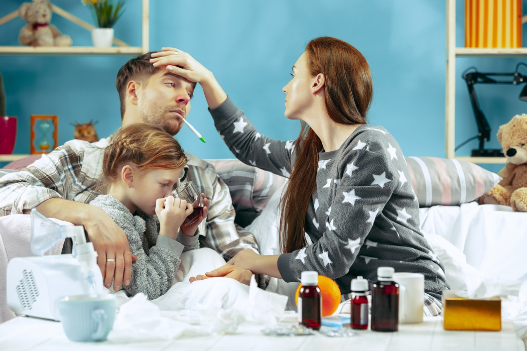 Свердловский Роспотребнадзор предупреждает жителей о сезонной вспышке ОРВИ и пневмонии Свердловский Роспотребнадзор предупреждает жителей о сезонной вспышке ОРВИ и пневмонии