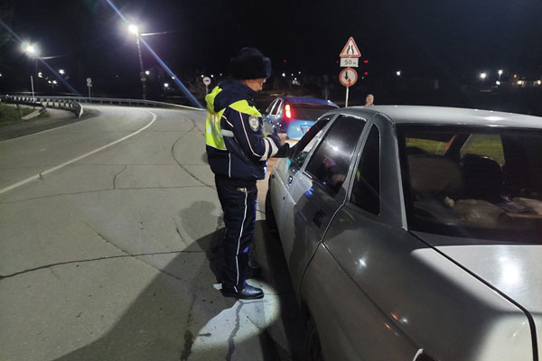 Сотрудники ГИБДД Свердловской области пресекли почти четыре тысячи грубых нарушений ПДД