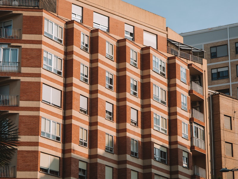 Росреестр одобрил возможность самозапрета на сделки с недвижимостью  | В России могут вести самозапрет на сделки с недвижимостью 