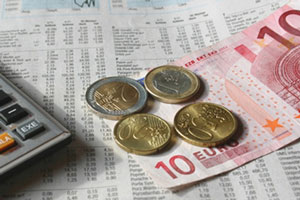 Курс евро дошел до отметки в 44 рубля Курс евро дошел до отметки в 44 рубля