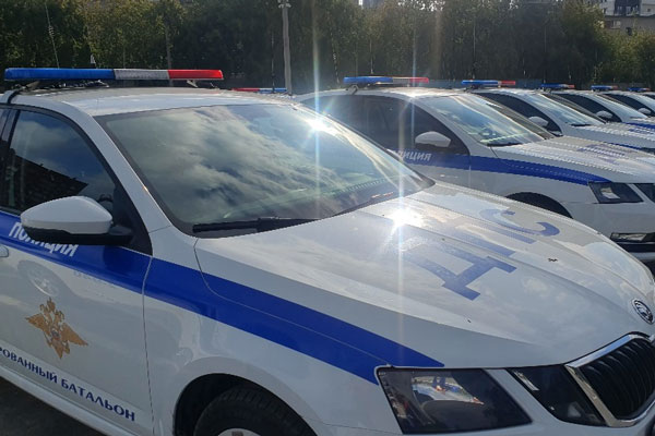 Подросток в Тюмени угнал автомобиль и устроил гонки с сотрудниками ГИБДД Подросток в Тюмени угнал автомобиль и устроил гонки с сотрудниками ГИБДД