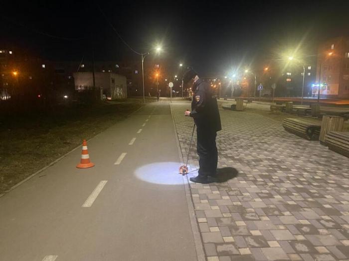 Подросток на электросамокате сбил в Каменске-Уральском ребёнка и уехал  | В Каменске-Уральском подросток на самокате сбил ребёнка и скрылся 