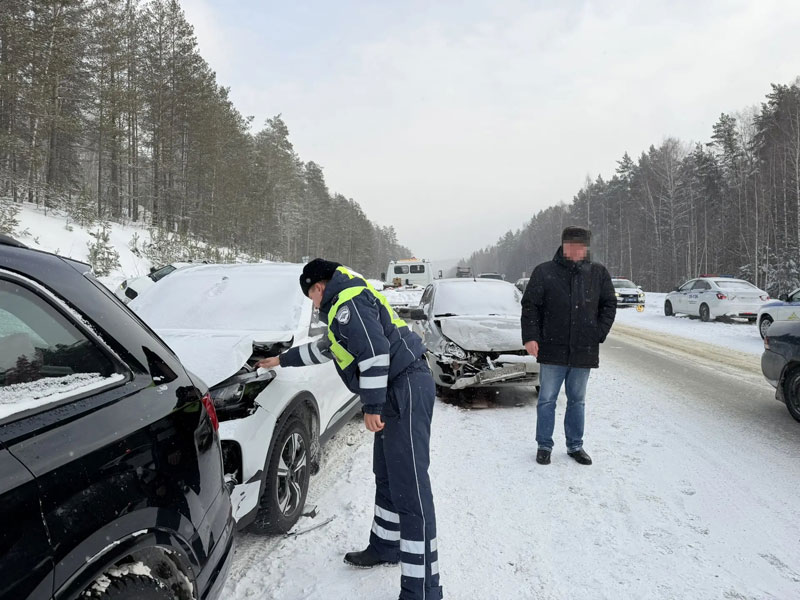 В Свердловской области за день произошло три массовых ДТП