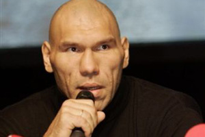 Валуев поможет Поддубному в борьбе с наркоманами