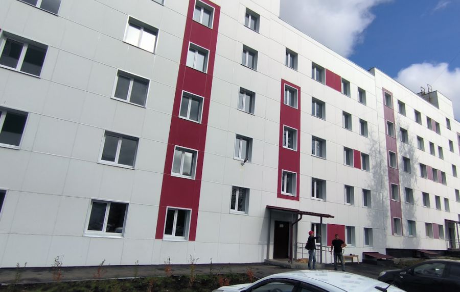 39 сирот северного Урала получили бесплатно квартиры  | В Красноуральске 39 детям-сиротам выдали жильё 