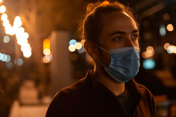 На Среднем Урале выявлено ещё 917 случаев COVID-19 На Среднем Урале выявлено ещё 917 случаев COVID-19