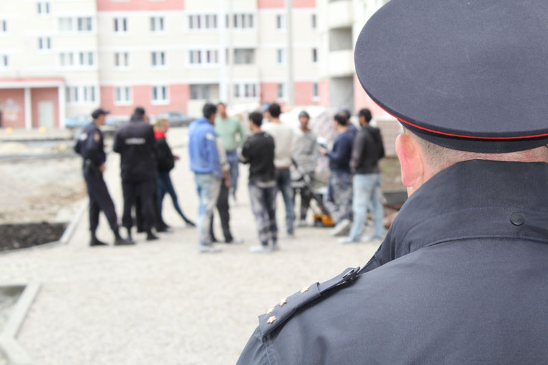 В Челябинской области мигрантам аннулировали разрешения на проживание 