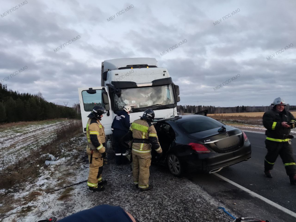 На пермской трассе погибли четыре молодых человека | В Прикамье четверо юношей стали жертвами ДТП На пермской трассе погибли четыре молодых человека | В Прикамье четверо юношей стали жертвами ДТП