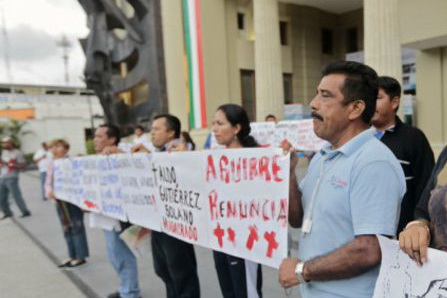 Месть? В Мексике студенты атаковали властную структуру