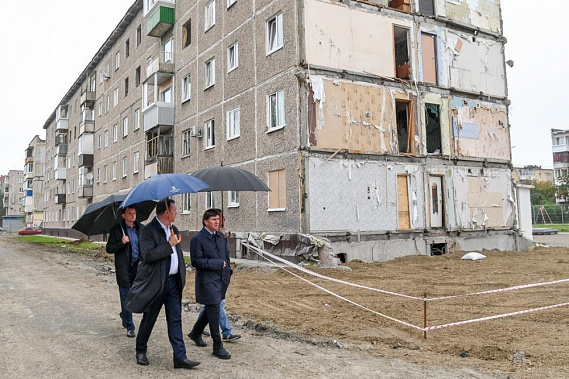 Жителей разрушившейся нижнетагильской пятиэтажки начинают расселять  | В Нижнем Тагиле жители многоэтажки получат новое жильё 