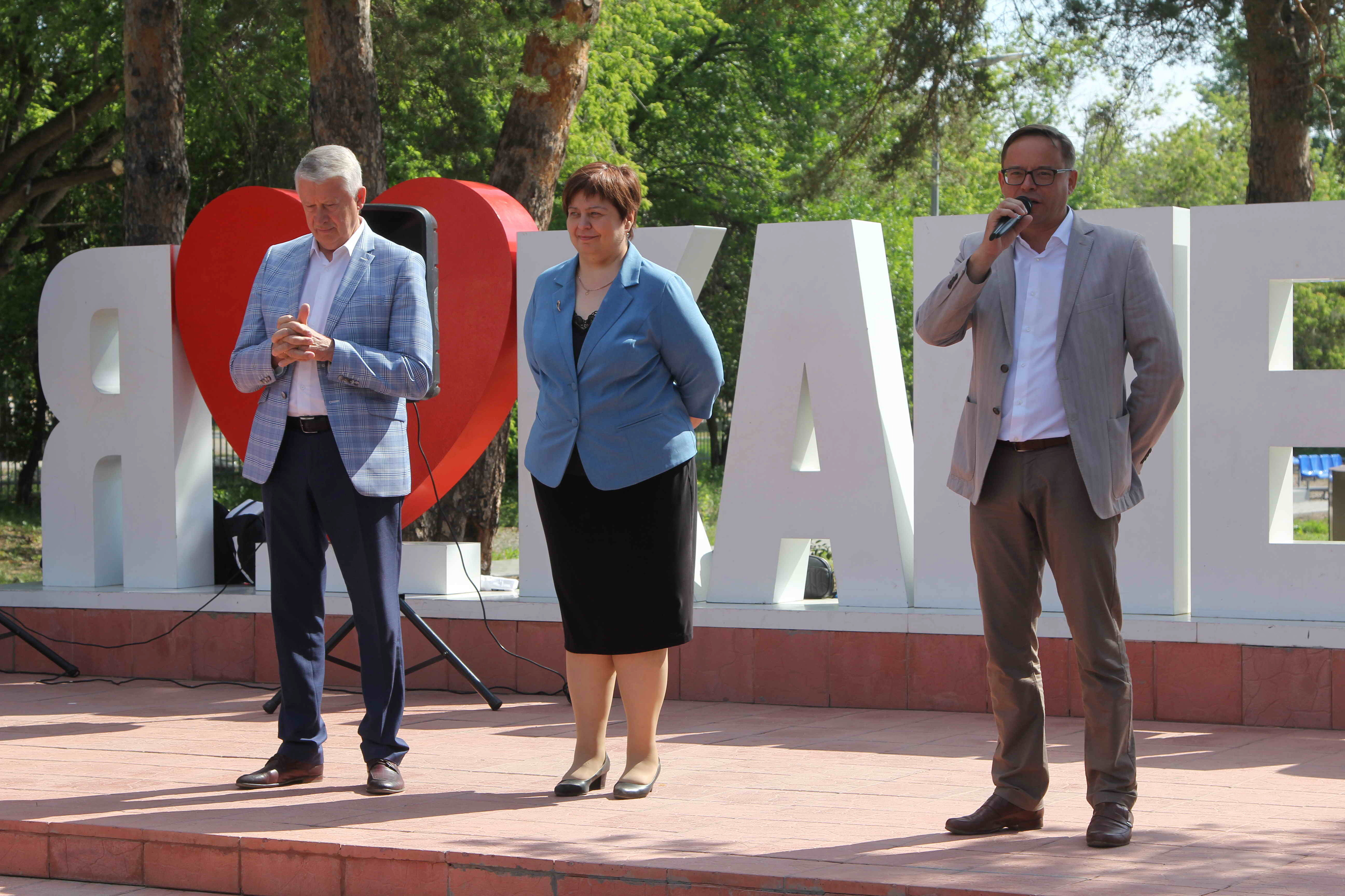 В Каменске-Уральском началась молодёжная трудовая вахта