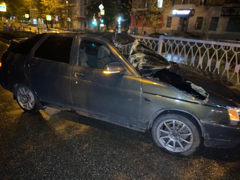  В Екатеринбурге устанавливают обстоятельства дорожно-транспортного происшествия, в котором погиб пешеход