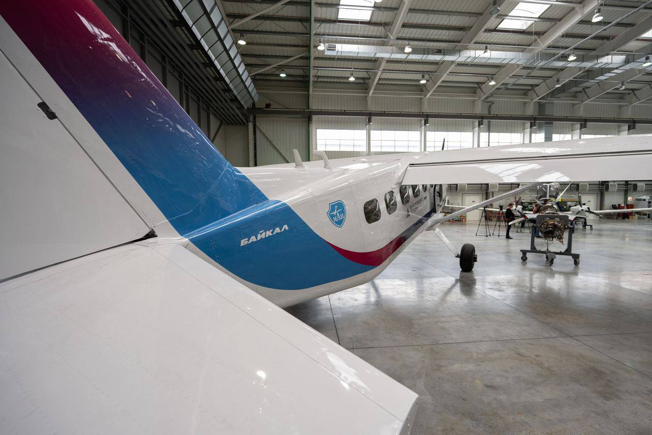 Евгений Куйвашев добился выделения 1 млрд руб на строительство производственного комплекса Уральского завода гражданской авиации Евгений Куйвашев добился выделения 1 млрд руб на строительство производственного комплекса Уральского завода гражданской авиации