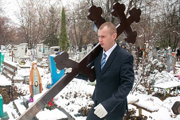 Глава Камышлова подготовил указ «о срочных захоронениях трупов людей» при крупных ЧС