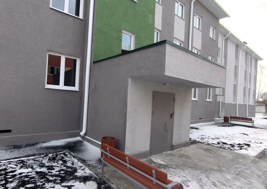 44 ребенка-сироты получили квартиры на Урале  | На Урале 44 сироты получили новое жильё 