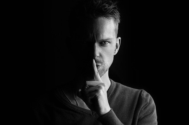 Свердловчанам запретили шуметь днем Свердловчанам запретили шуметь днем