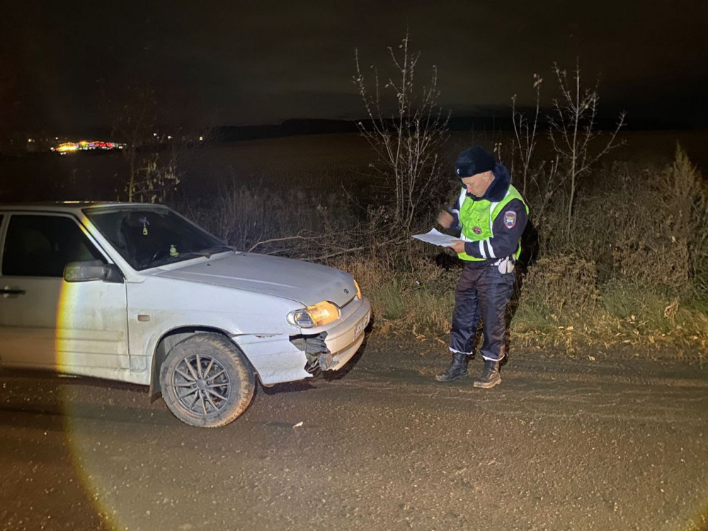 В Арамиле подросток попал под колеса «ВАЗ-2114»: последствия ДТП для водителя и пешехода | Школьник в Арамиле попал в больницу после ДТП с новичком за рулём