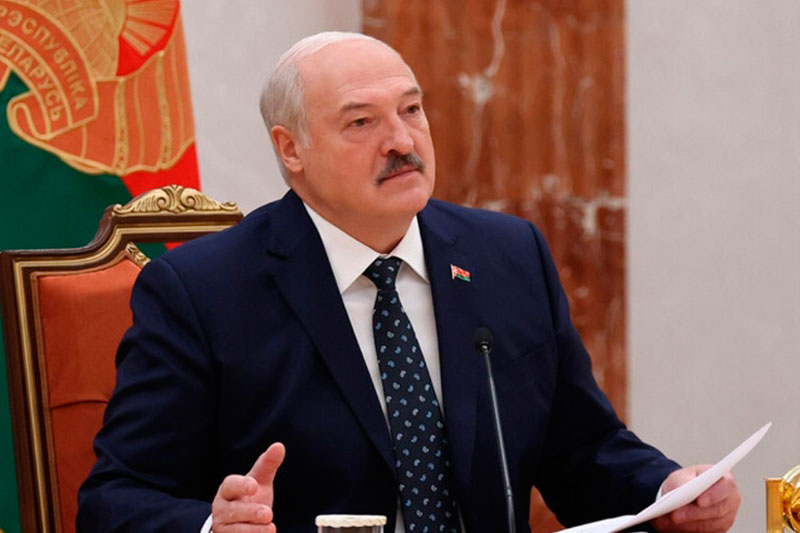 Лукашенко назвал лучшую косметику для женщин | Лукашенко раскрыл женщинам главный секрет сохранения красоты