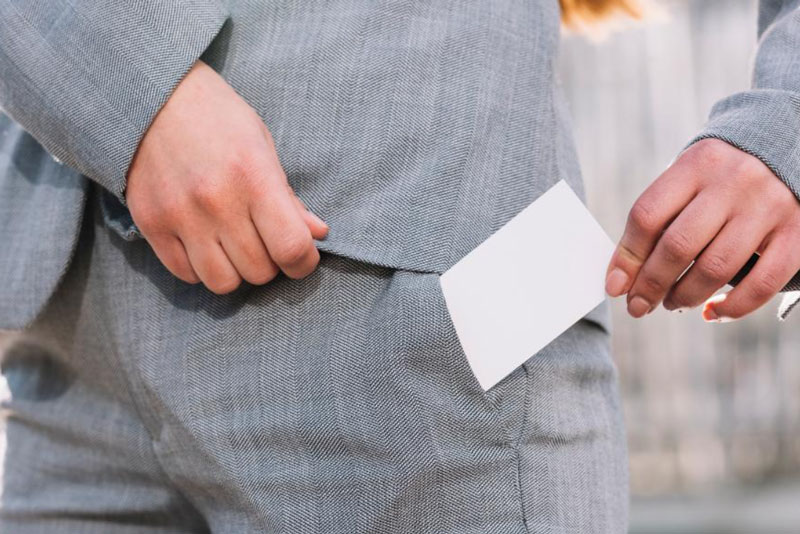 Не верьте статистике: названы реальные зарплаты свердловчан  | Медианная зарплата на Среднем Урале оказалась всего 64,2 тыс. рублей 