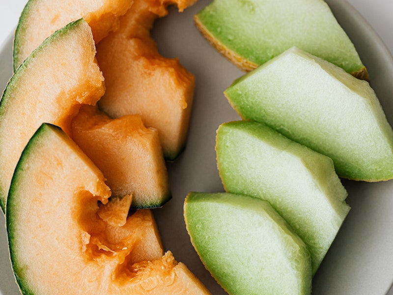 Названы полезные и вредные свойства дыни | Диетолог раскрыла пользу и вред дыни