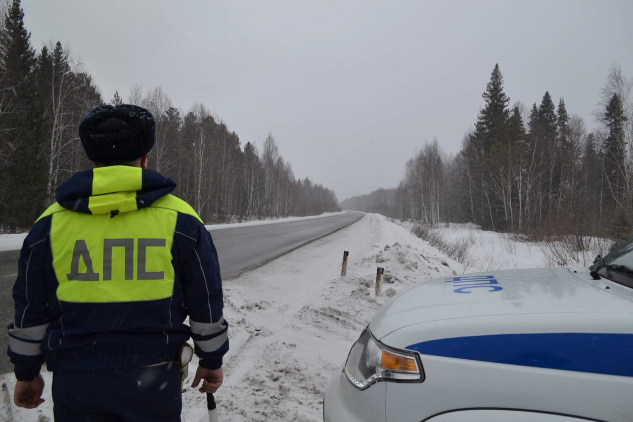 ГИБДД предупредила уральцев о гололёде 
