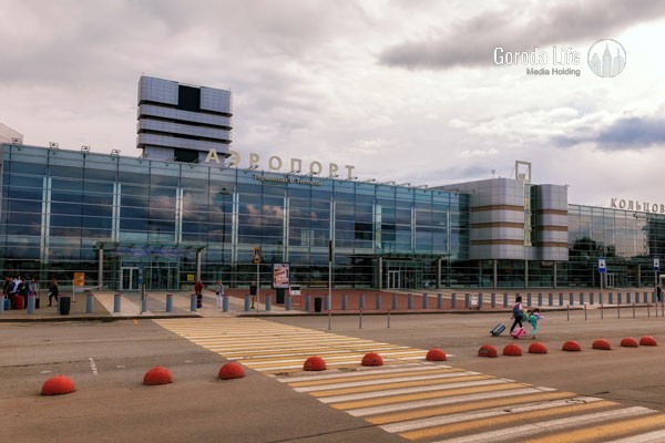 В аэропорту «Кольцово» вылета в Дубай не дождались десятки пассажиров | Уральцы не дождались самолёта из Екатеринбурга в Дубай В аэропорту «Кольцово» вылета в Дубай не дождались десятки пассажиров | Уральцы не дождались самолёта из Екатеринбурга в Дубай