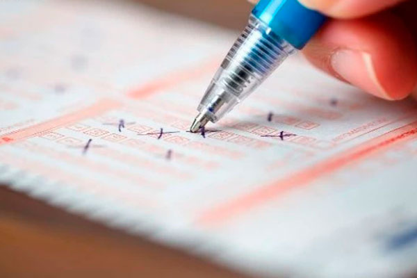 В Свердловской области ищут счастливчика, который выиграл в лотерею 11 млн и забыл забрать деньги