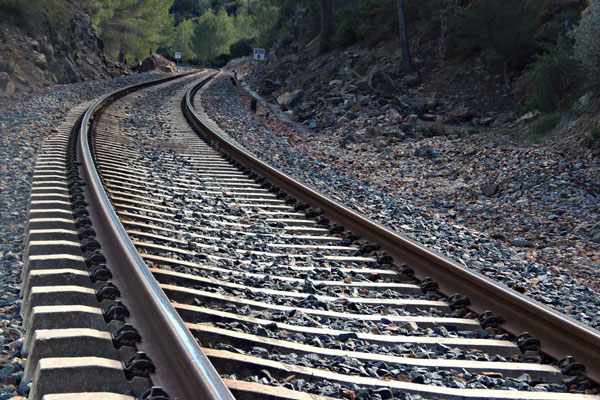 Планировали поджог на железной дороге: в Свердловской области задержаны трое | ФСБ задержала троих подозреваемых в подготовке теракта на Урале