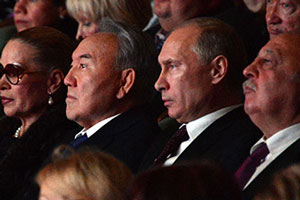 Путин показал Назарбаеву Большой театр Путин показал Назарбаеву Большой театр
