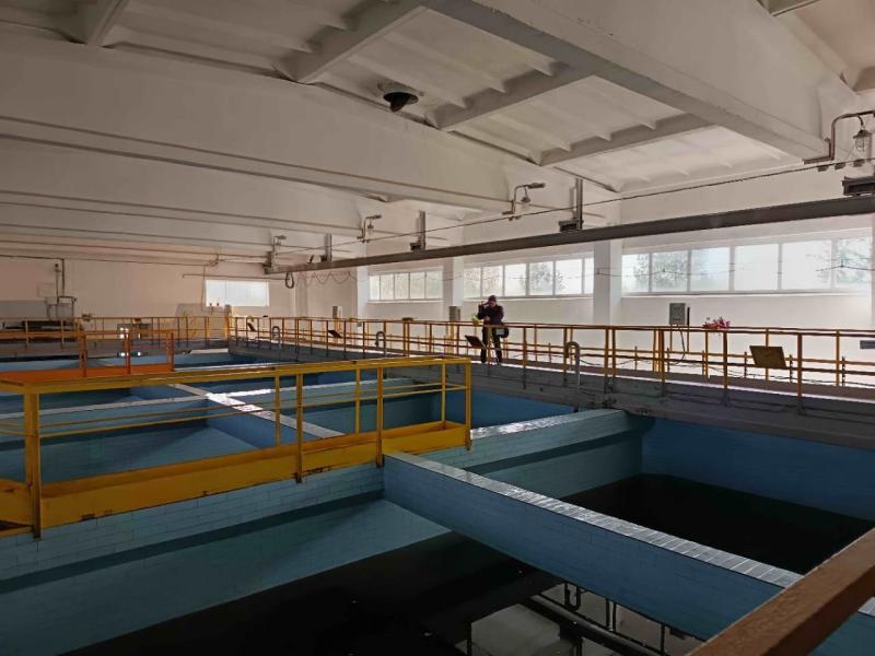 Власти рассказали, что происходит с холодной водой в Каменске-Уральском, и соответствует ли она нормам  | В Каменске-Уральском оборудование для нагрева воды стали чистить чаще